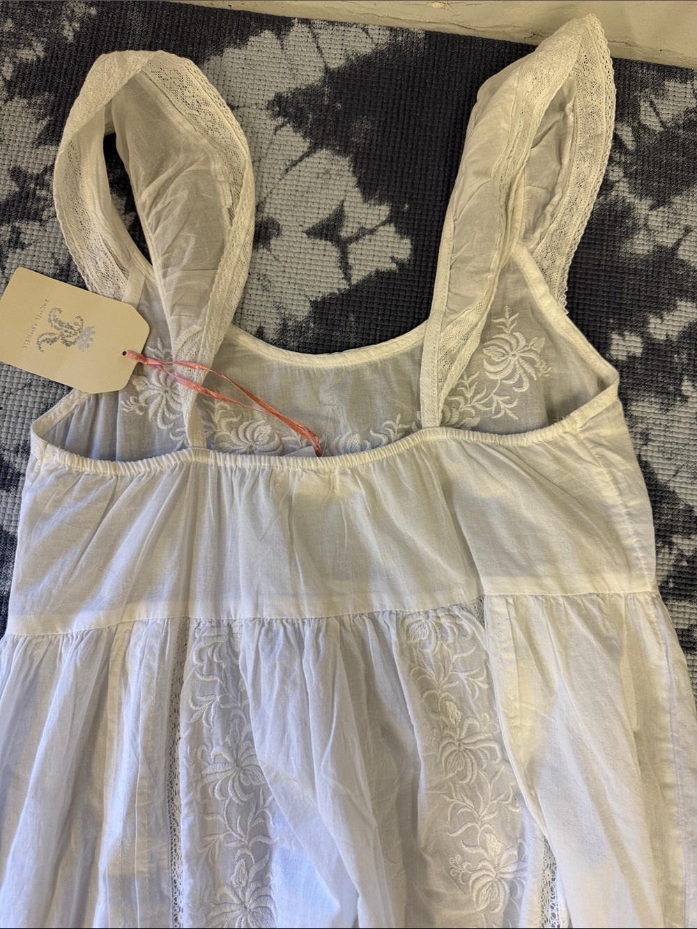Rachel Ashwell White Embroidered Nightgown - NWT - Picture 5 of 5